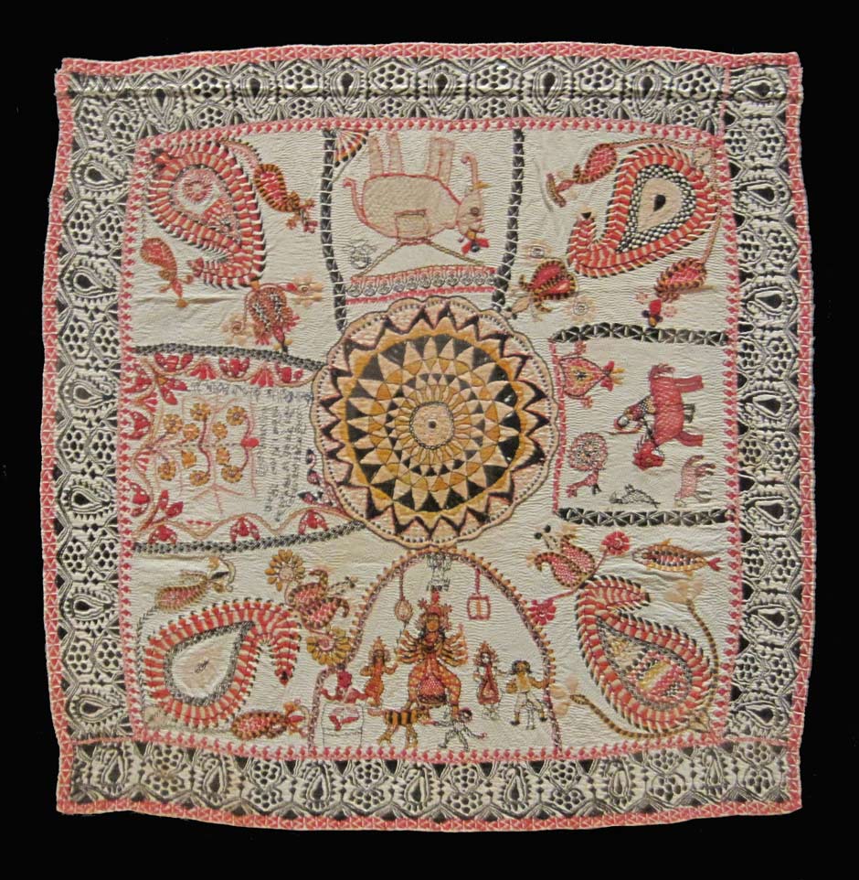 Description: Kantha with a lotus design from Jessore