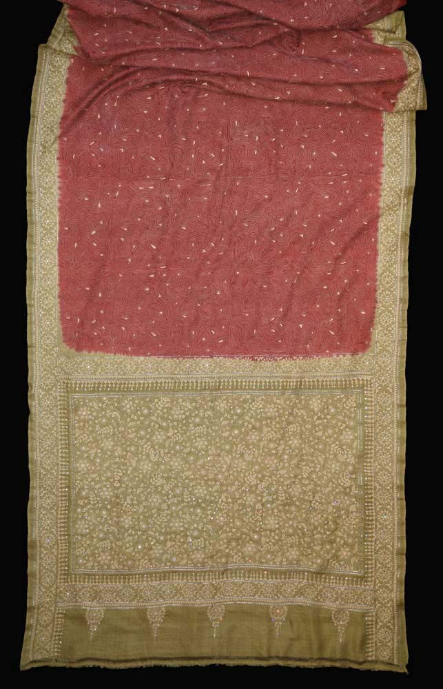 Description: Contemporary kantha sari from Shantiniketan
