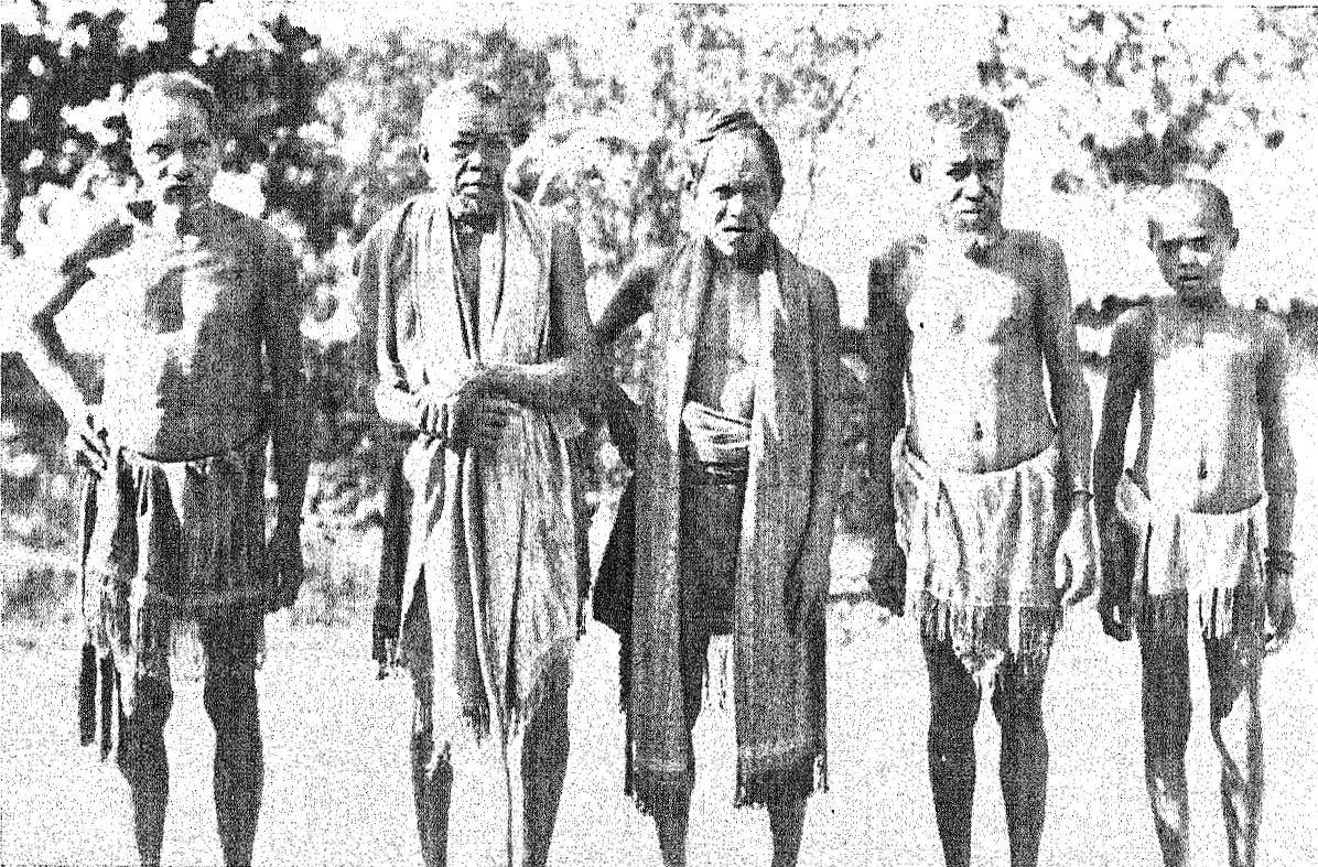 Description: The Oirata Hanoo clan 1937