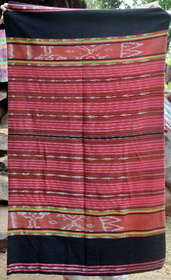 Description: Kisar-style sarong made in Kalabahi