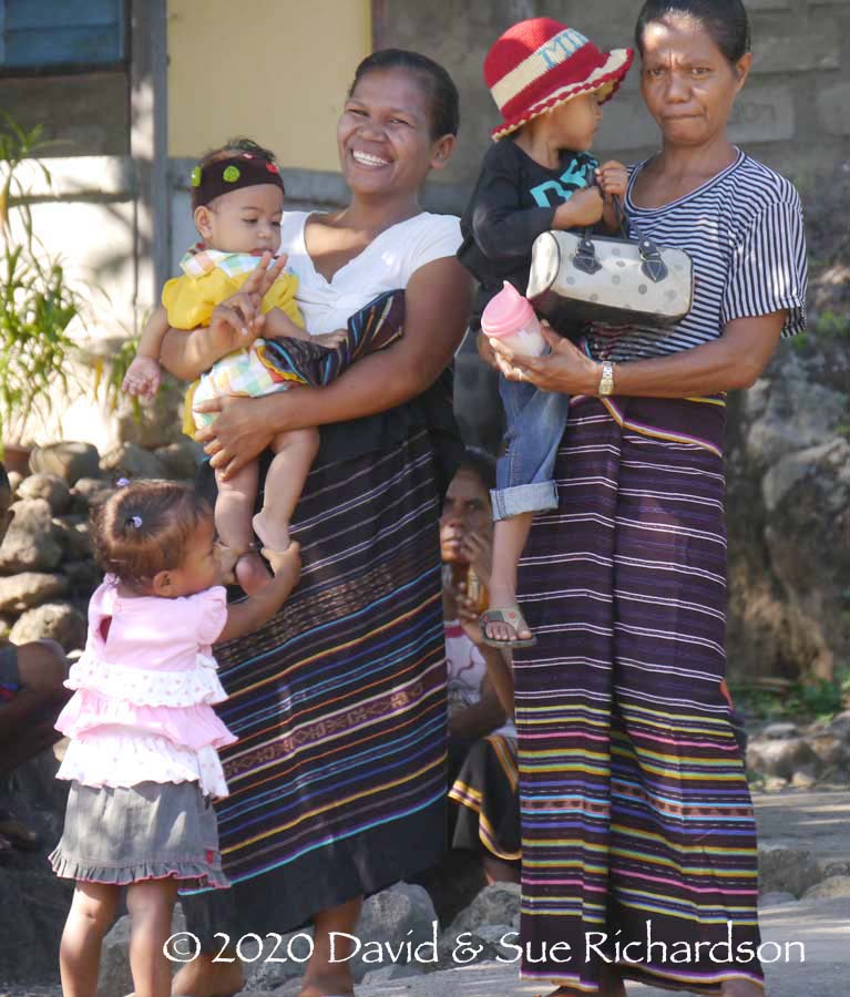Description: Two mothers wearing wate topon tukan senega at Napasabok