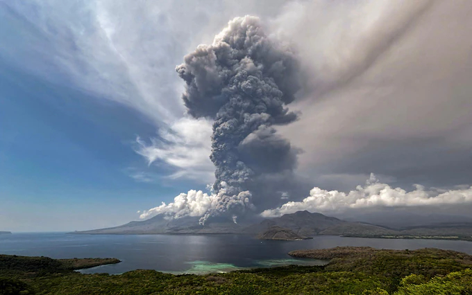 Description: Eruption on 12 November 2024