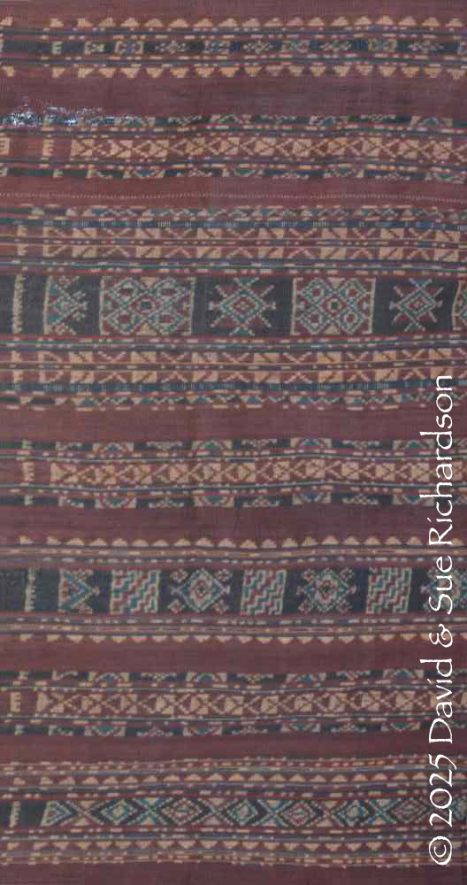Description: Details of the rows of geometric motifs